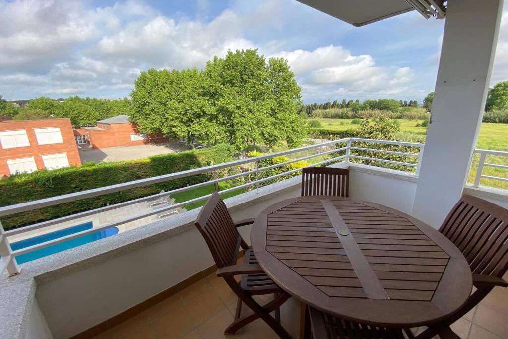 Apartamento Entero Con Piscina A 5 Min Del Centro Figueras Exterior foto