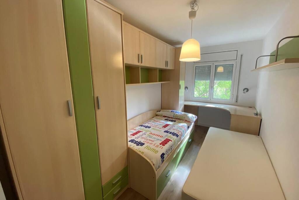 Apartamento Entero Con Piscina A 5 Min Del Centro Figueras Exterior foto