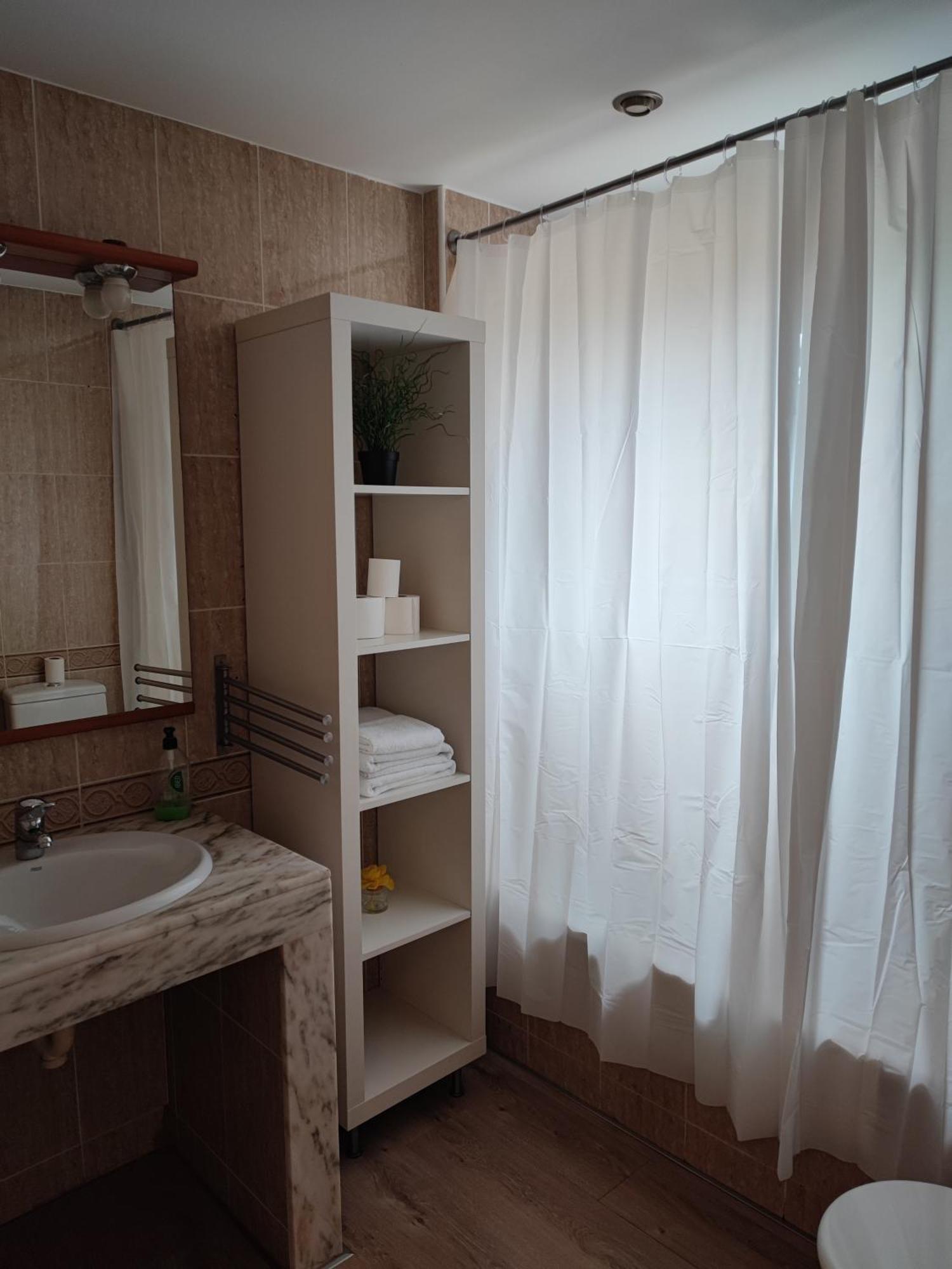 Apartamento Entero Con Piscina A 5 Min Del Centro Figueras Exterior foto