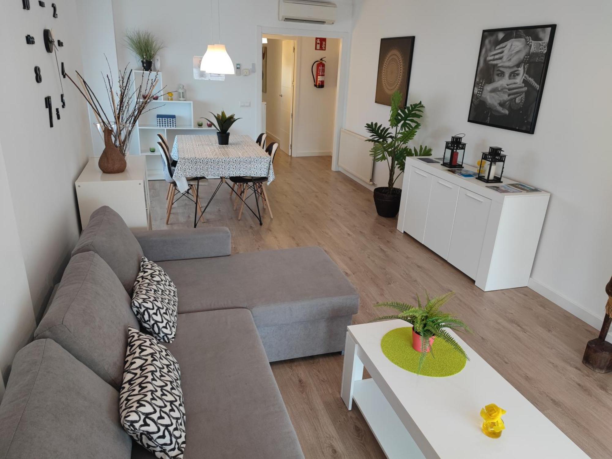 Apartamento Entero Con Piscina A 5 Min Del Centro Figueras Exterior foto